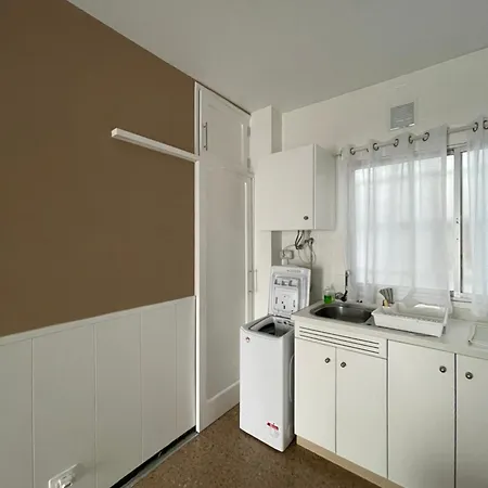 Bay Apartment